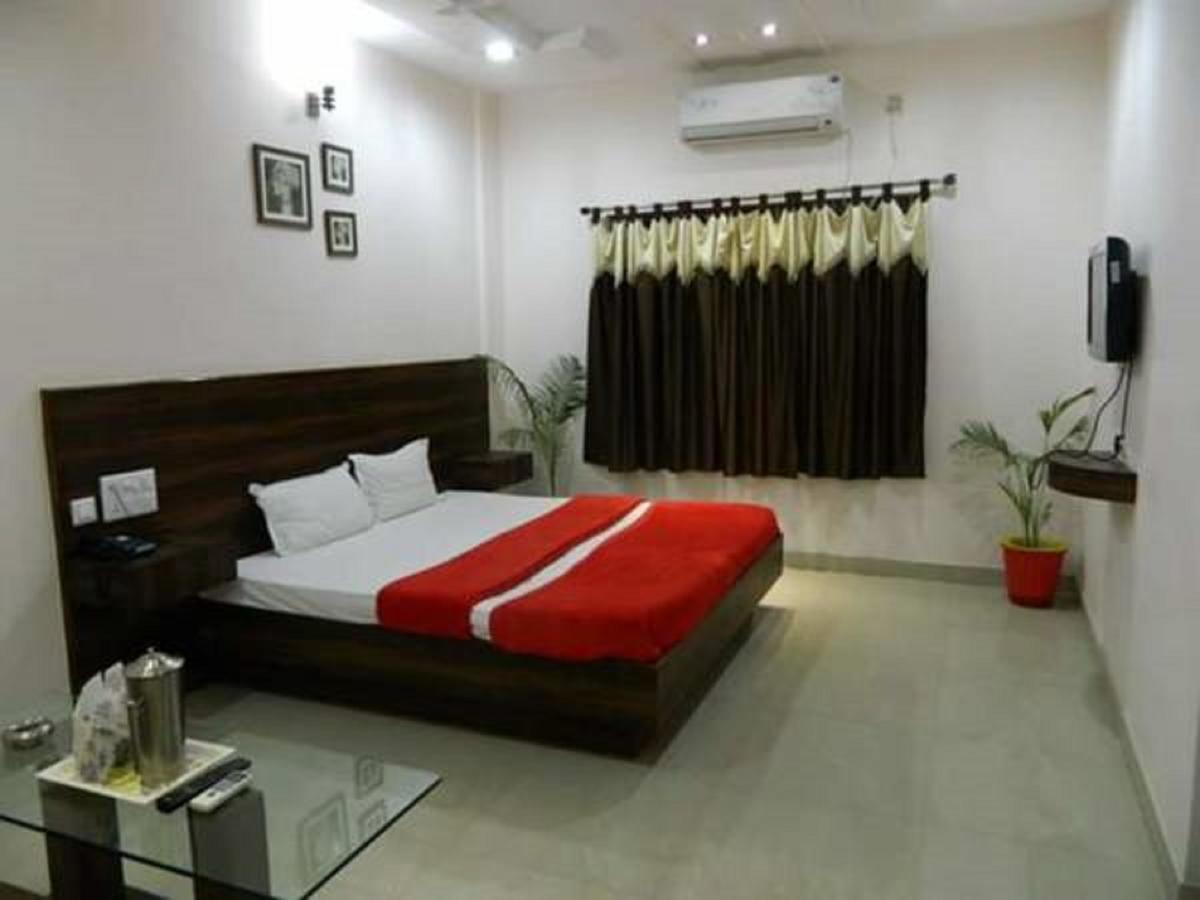 Hotel Alka Palace Durg Luaran gambar